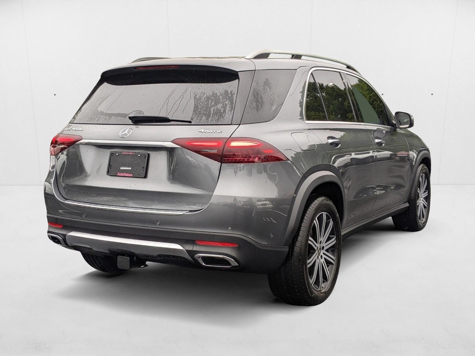 2025 Mercedes Benz GLE 450e 4MATIC photo 2