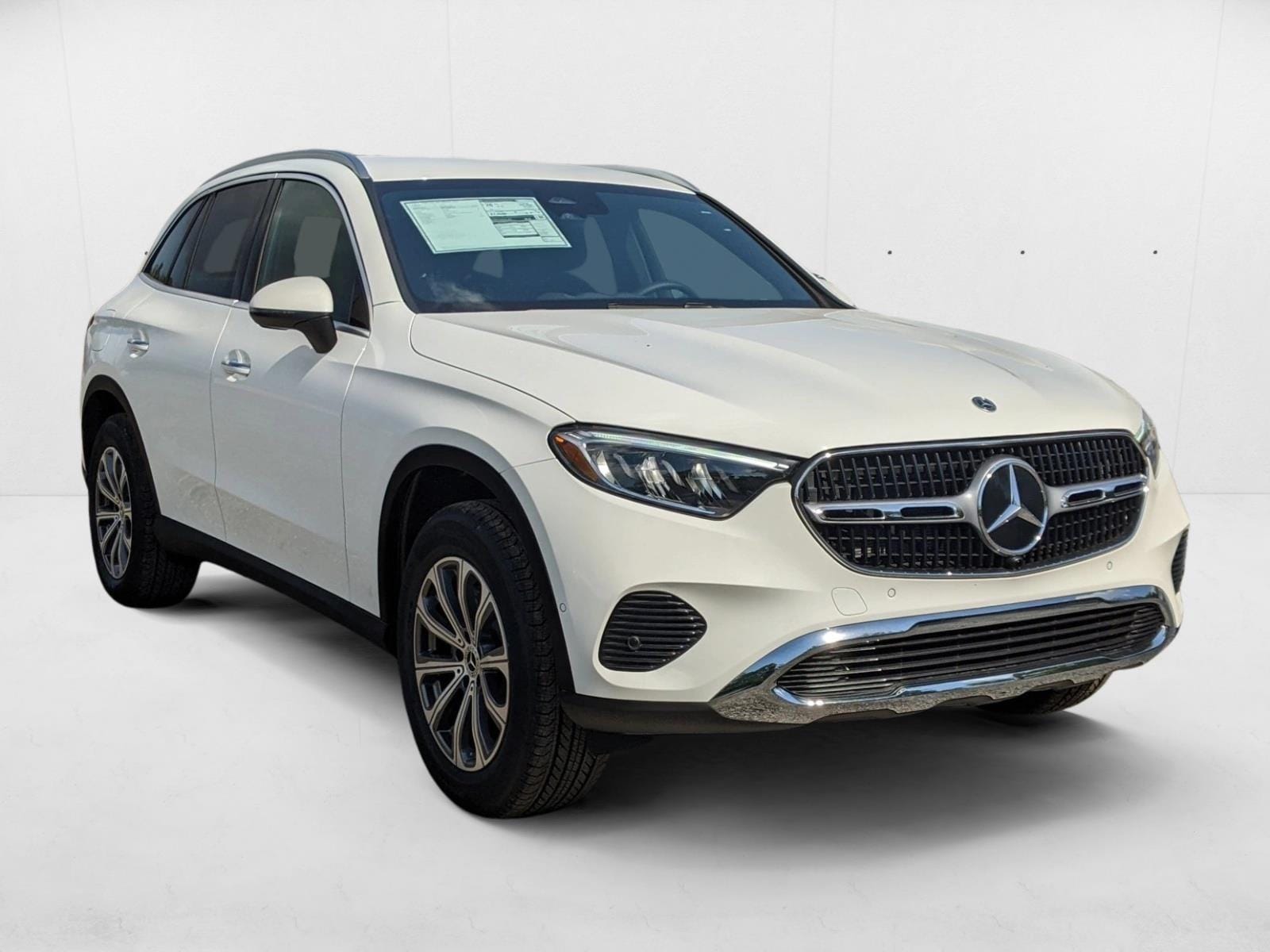 2025 Mercedes-Benz GLC Base - Photo 6
