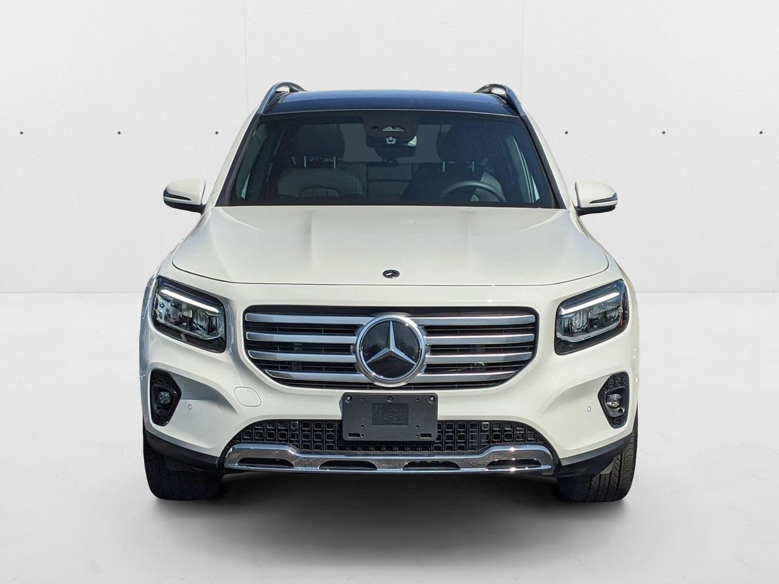 2025 Mercedes Benz GLB 250 4MATIC photo 2