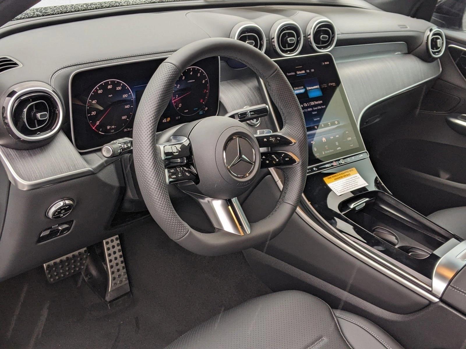 2025 Mercedes Benz GLC 300 4MATIC photo 3