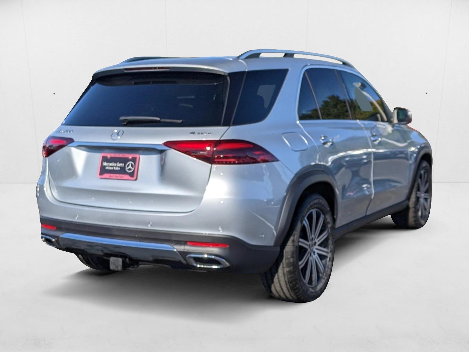 2025 Mercedes Benz GLE 350 4MATIC photo 2