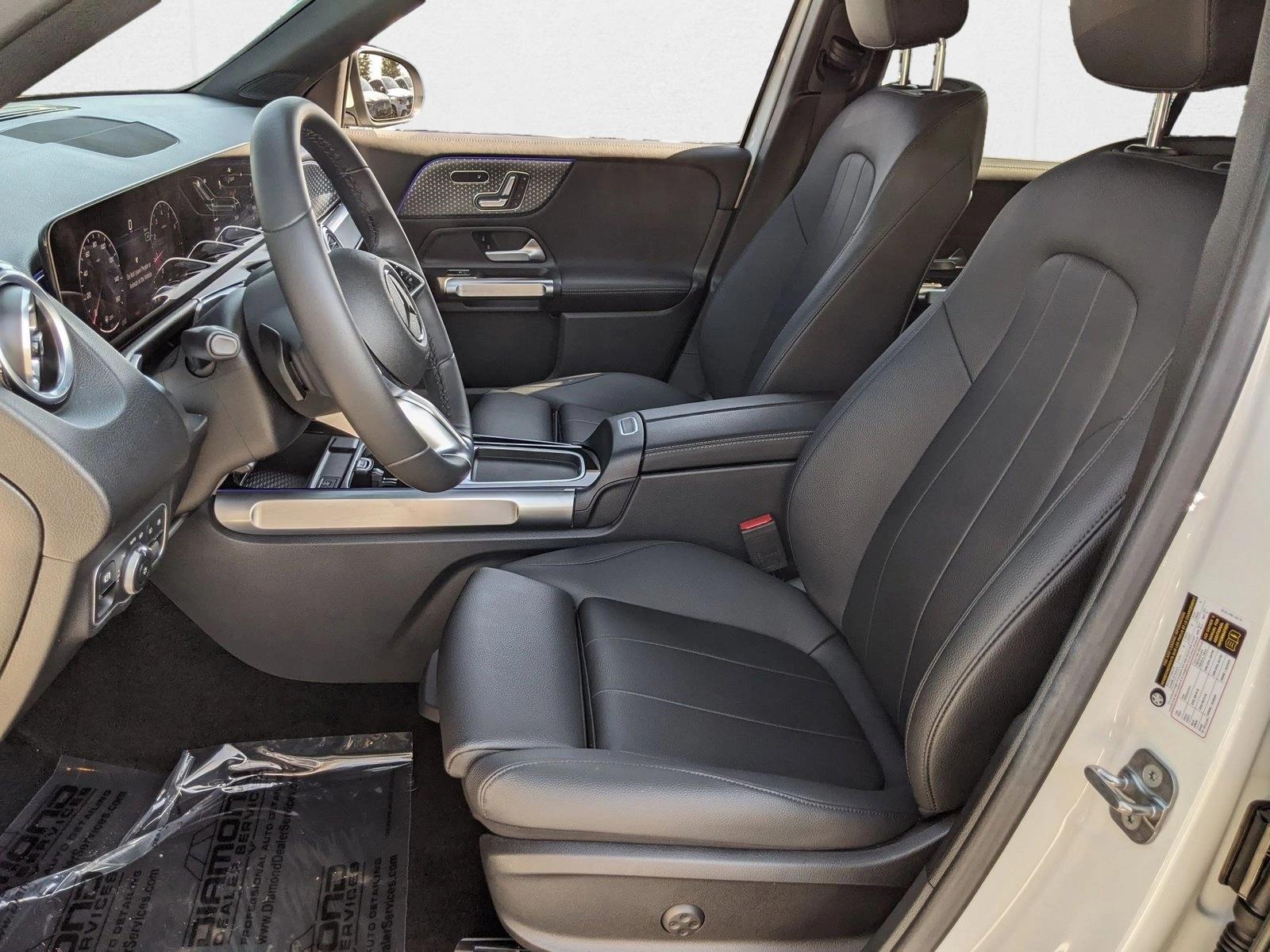 2025 Mercedes-Benz GLB Base - Photo 19