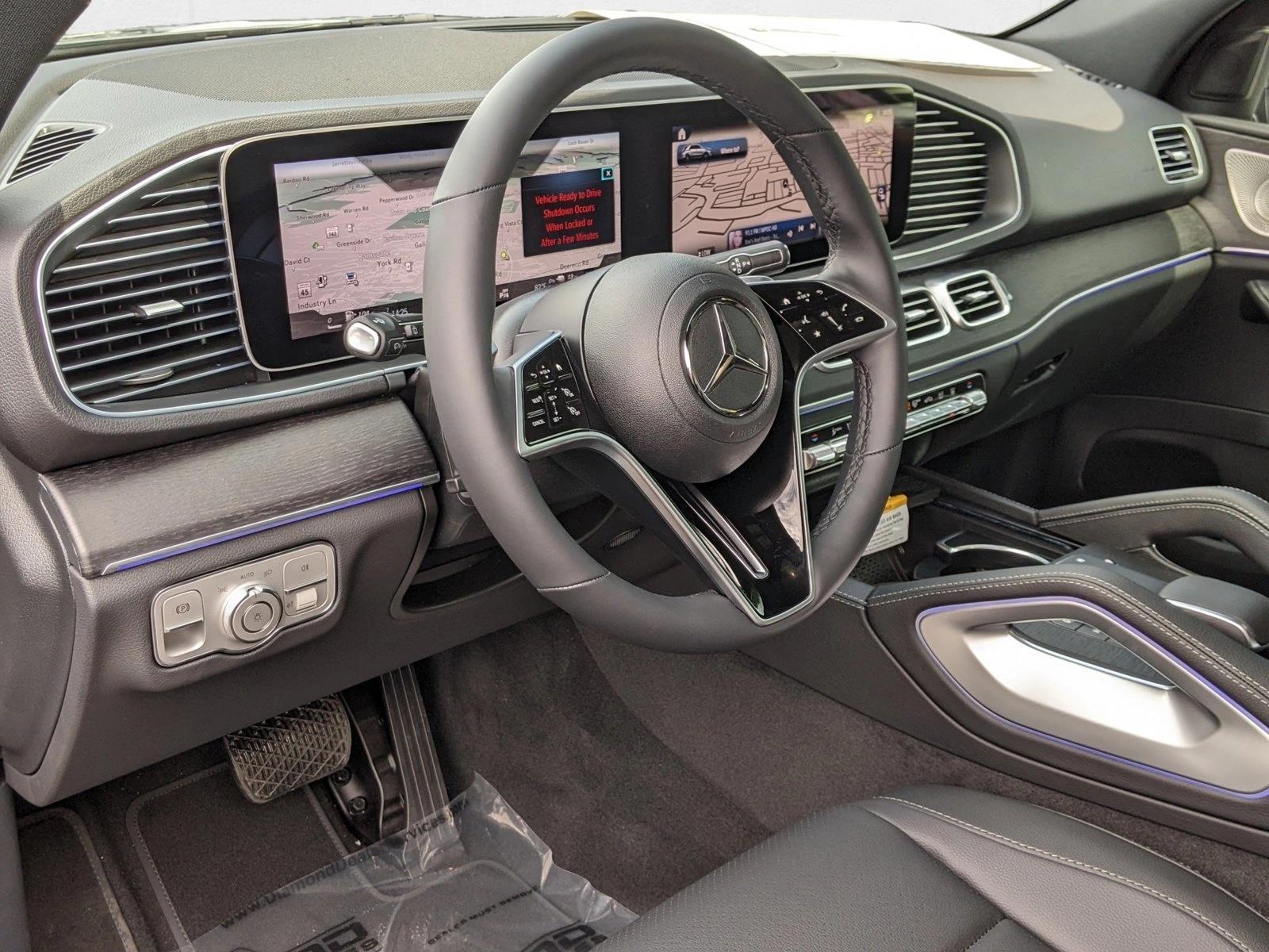2025 Mercedes Benz GLE 450e 4MATIC photo 3