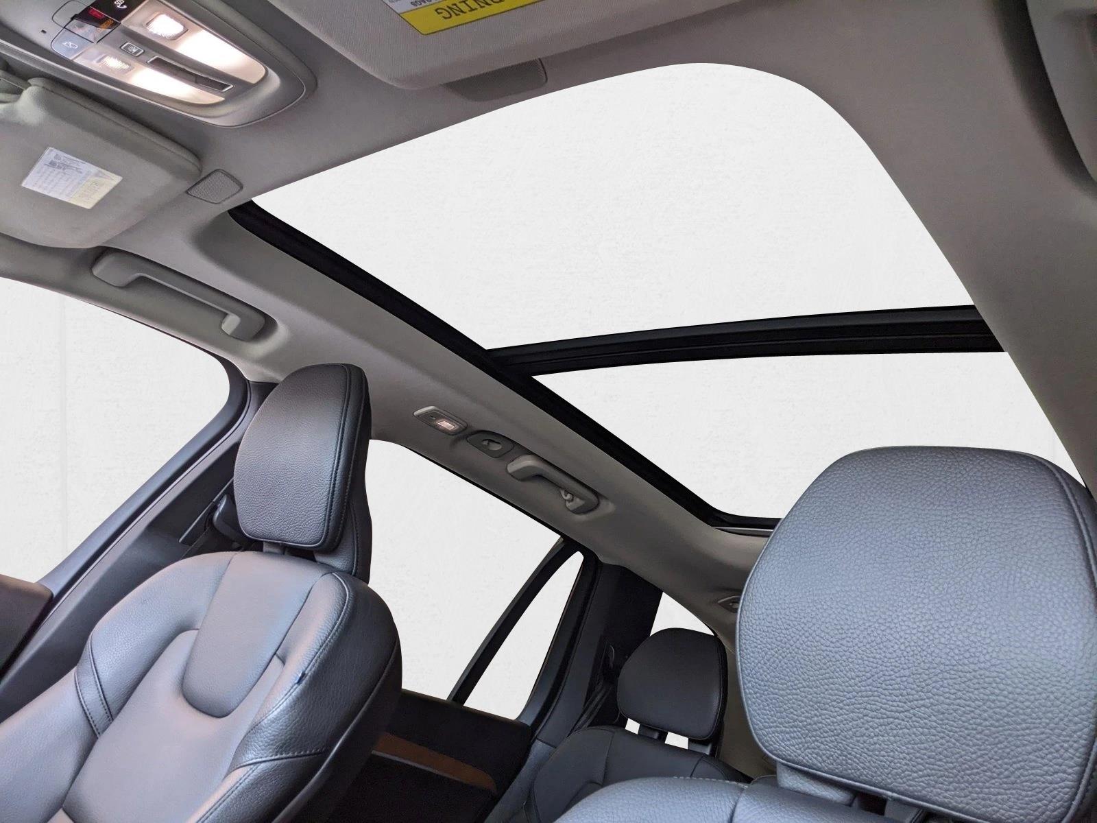 2023 Volvo XC90 Plus - Photo 18