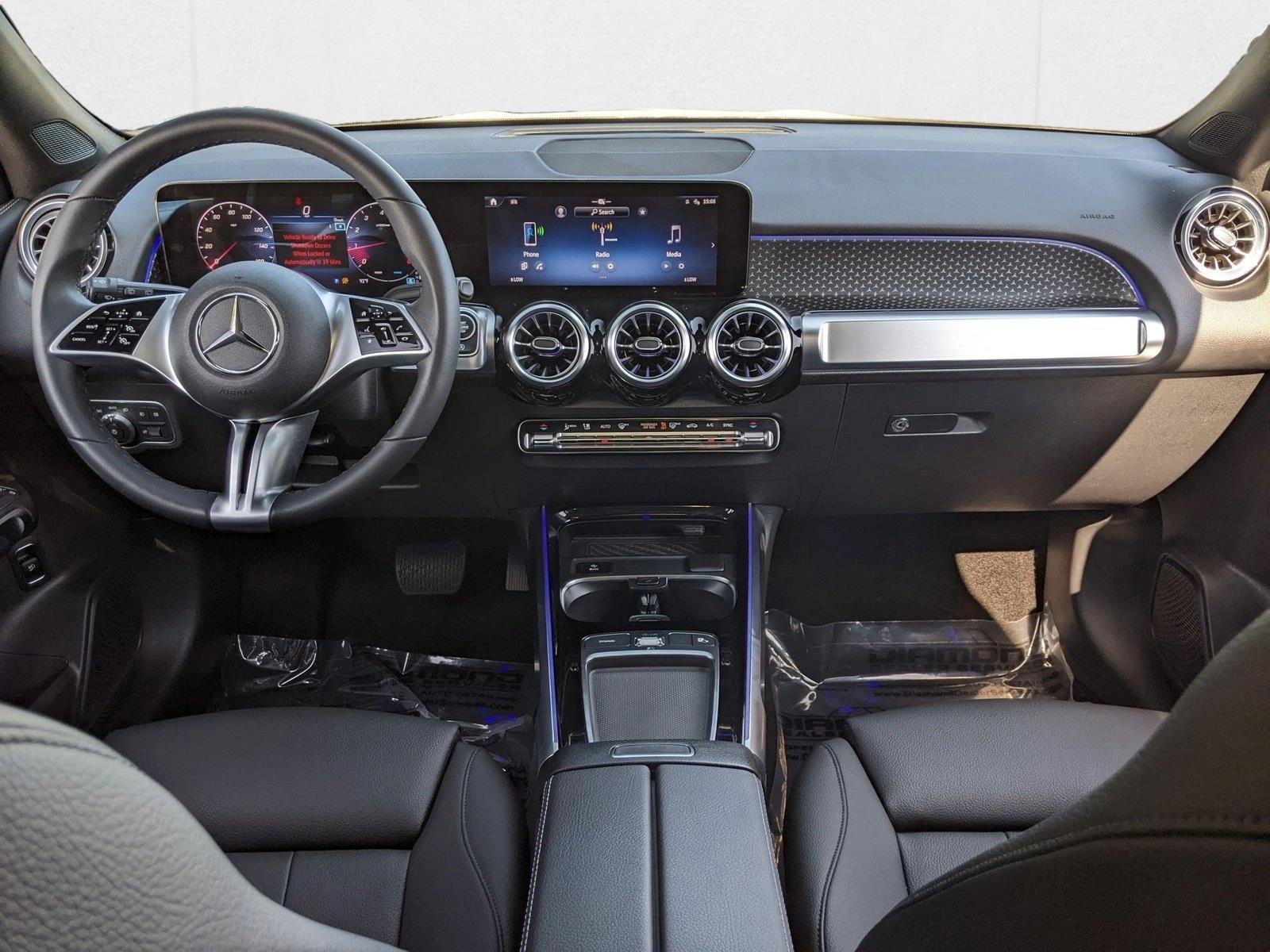 2025 Mercedes-Benz GLB Base - Photo 20