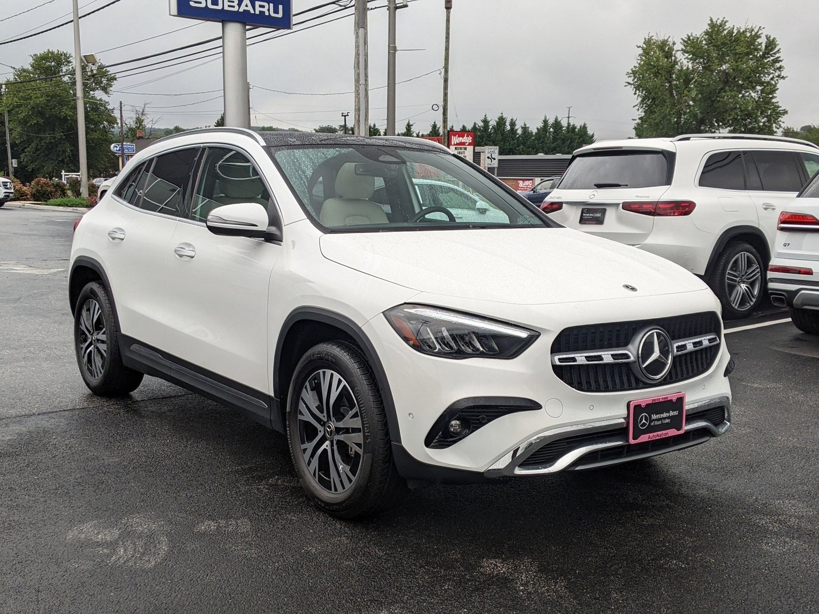 2025 Mercedes Benz GLA 250 4MATIC photo 2