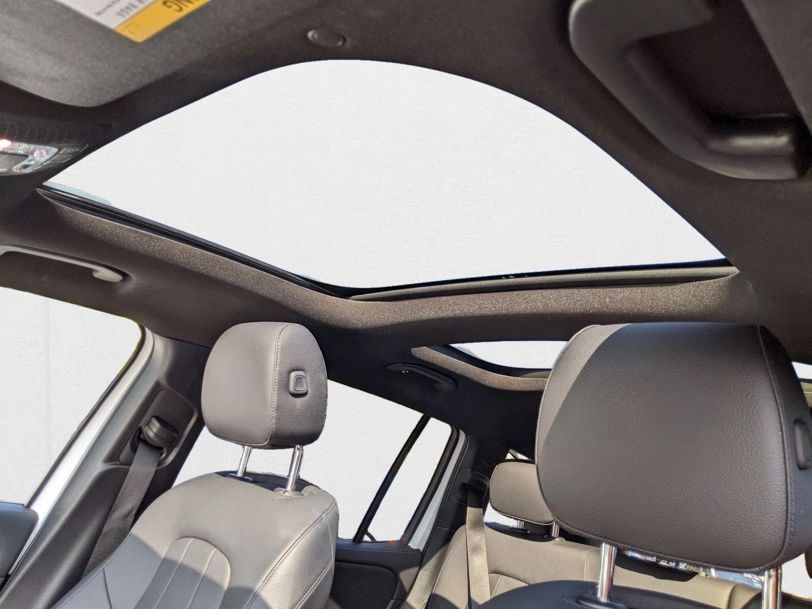 2025 Mercedes-Benz GLB Base - Photo 18