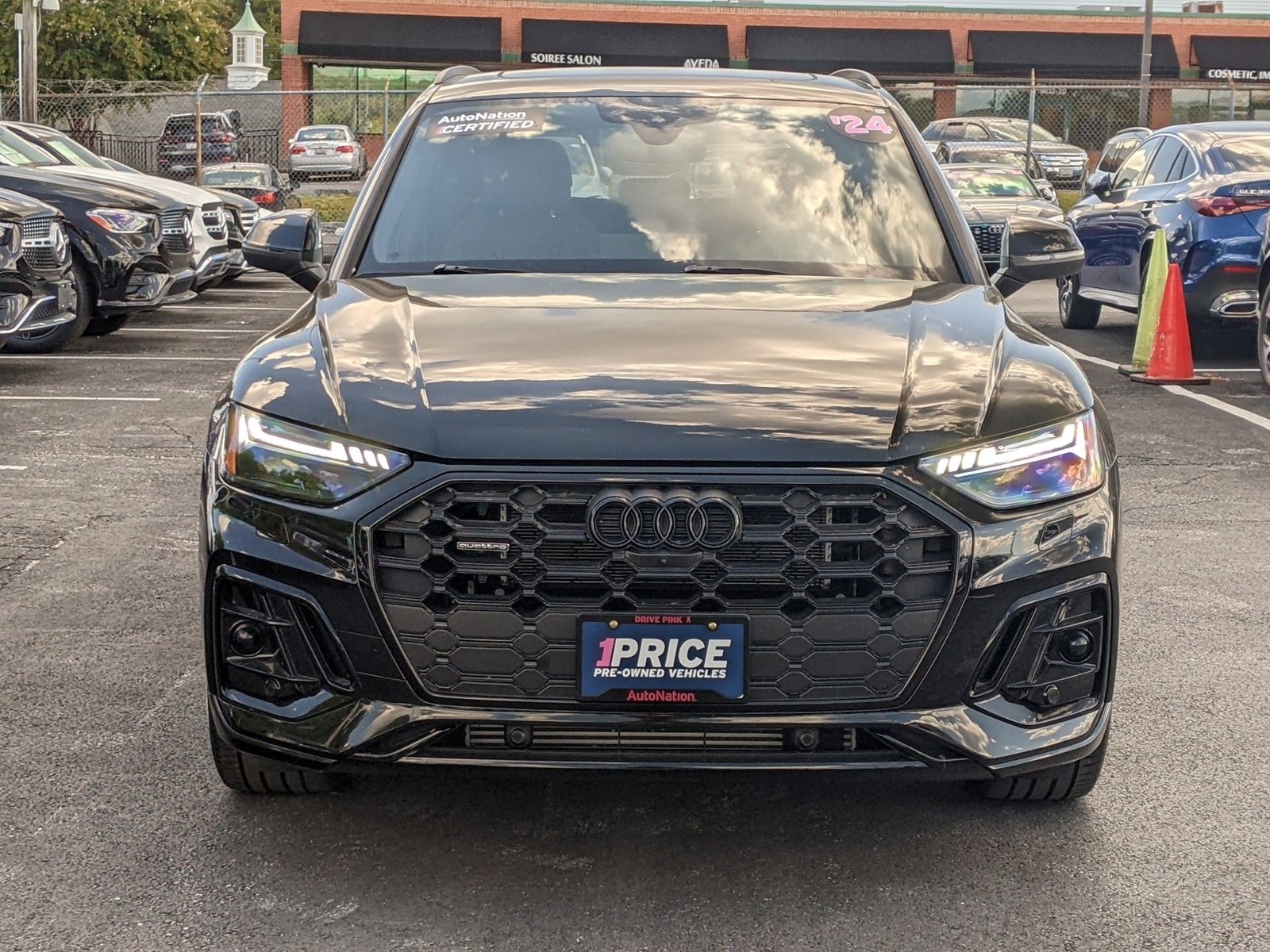 2024 Audi Q5 S line Prestige 55 TFSI Premium photo 2