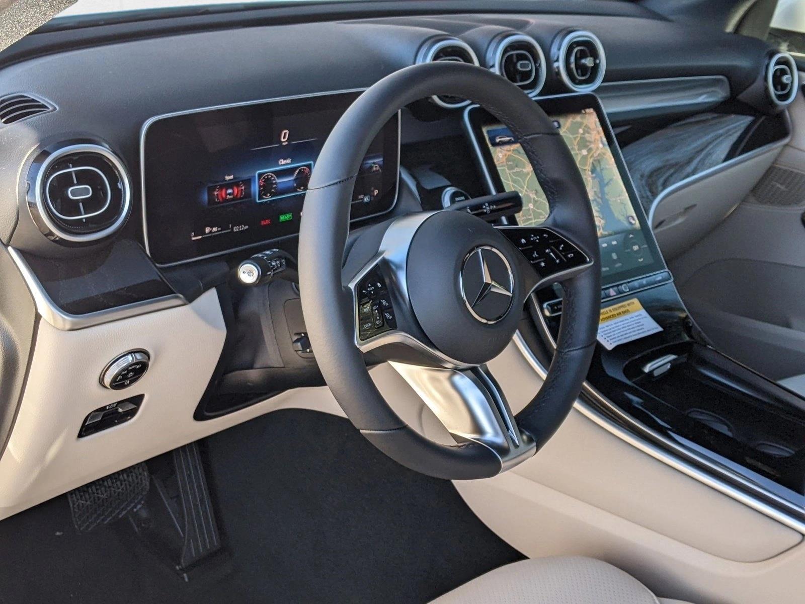 2025 Mercedes Benz GLC 350e 4MATIC photo 2