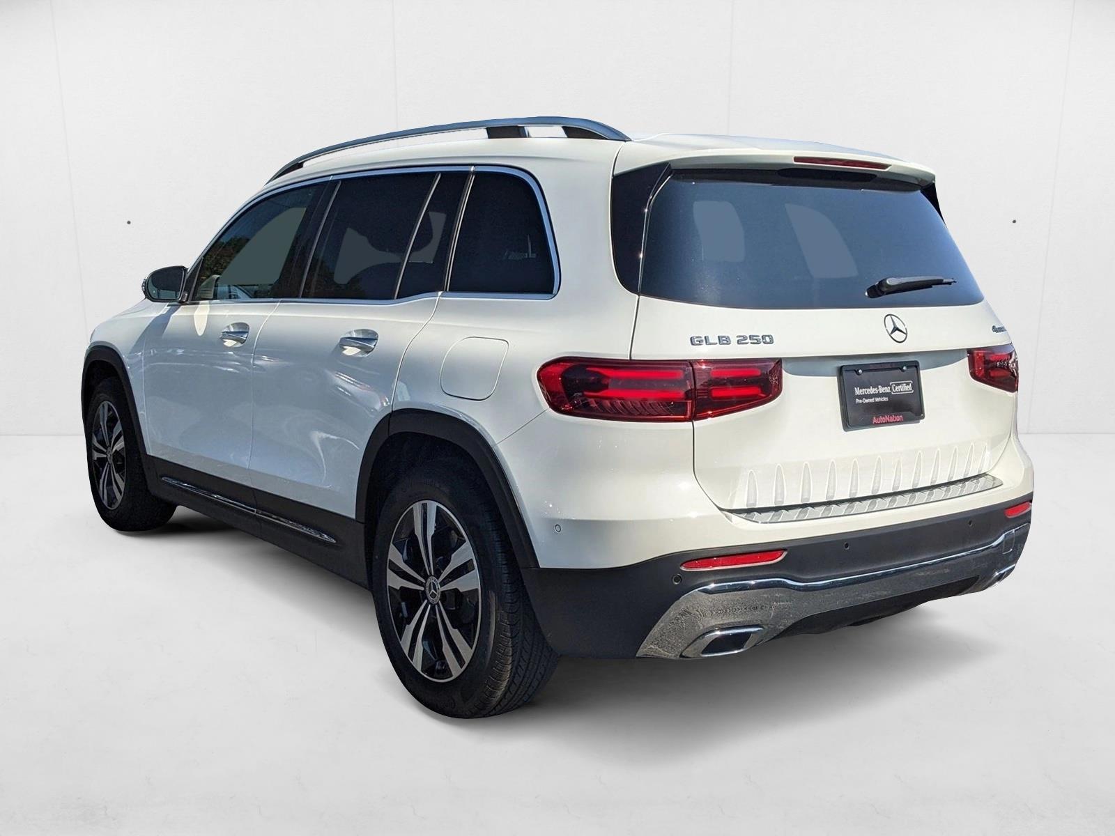 2025 Mercedes-Benz GLB Base - Photo 8