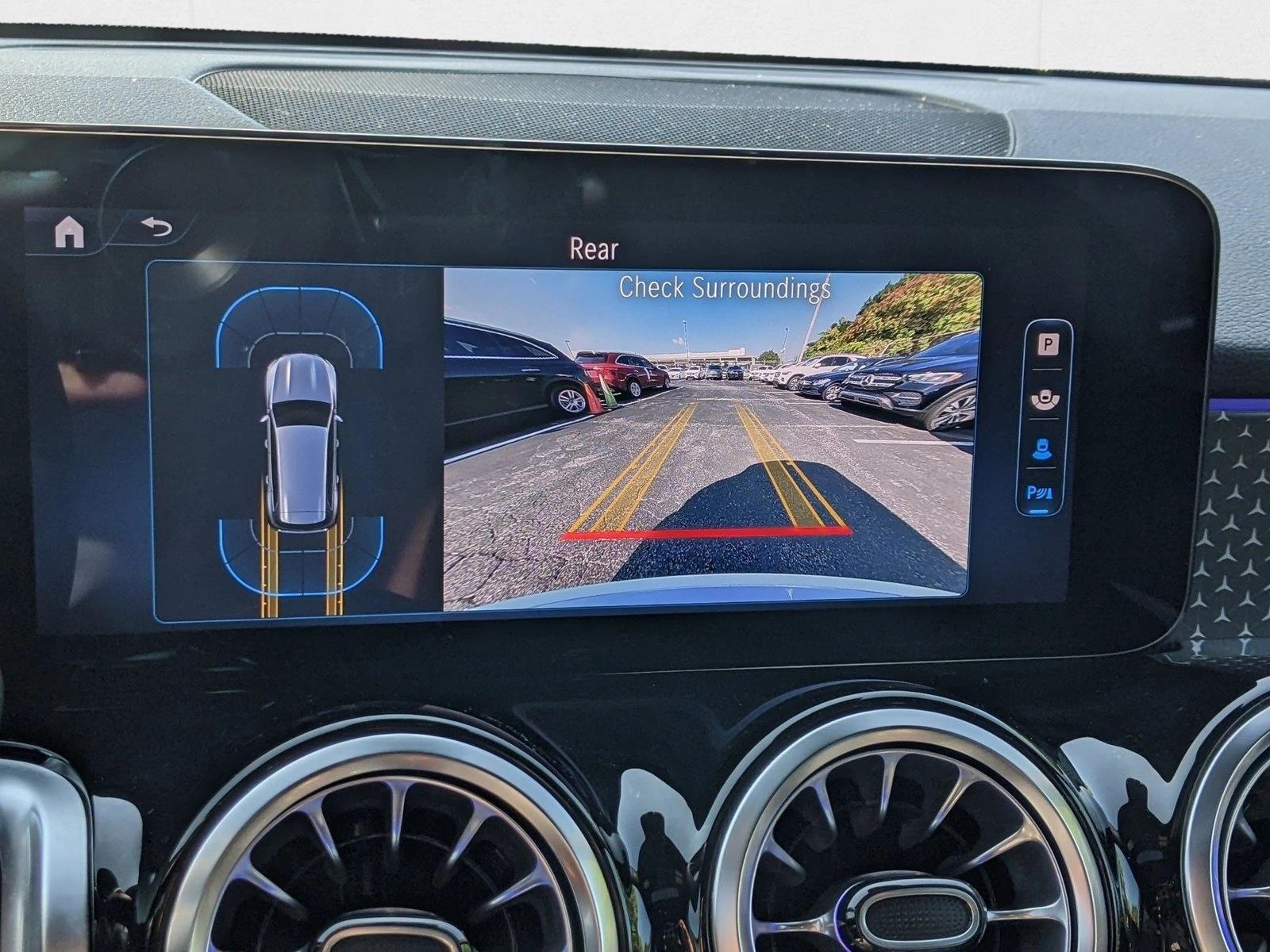 2025 Mercedes-Benz GLB Base - Photo 14