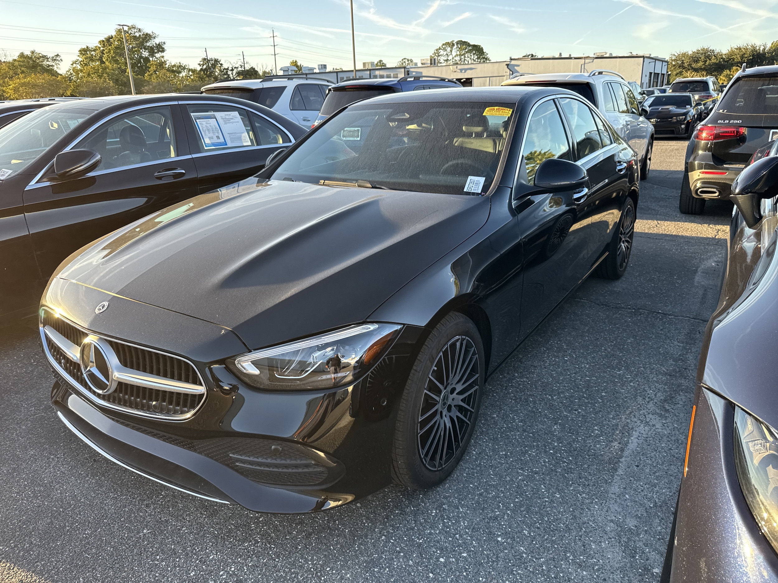 2025 Mercedes-Benz C-Class Sedan C 300's photo