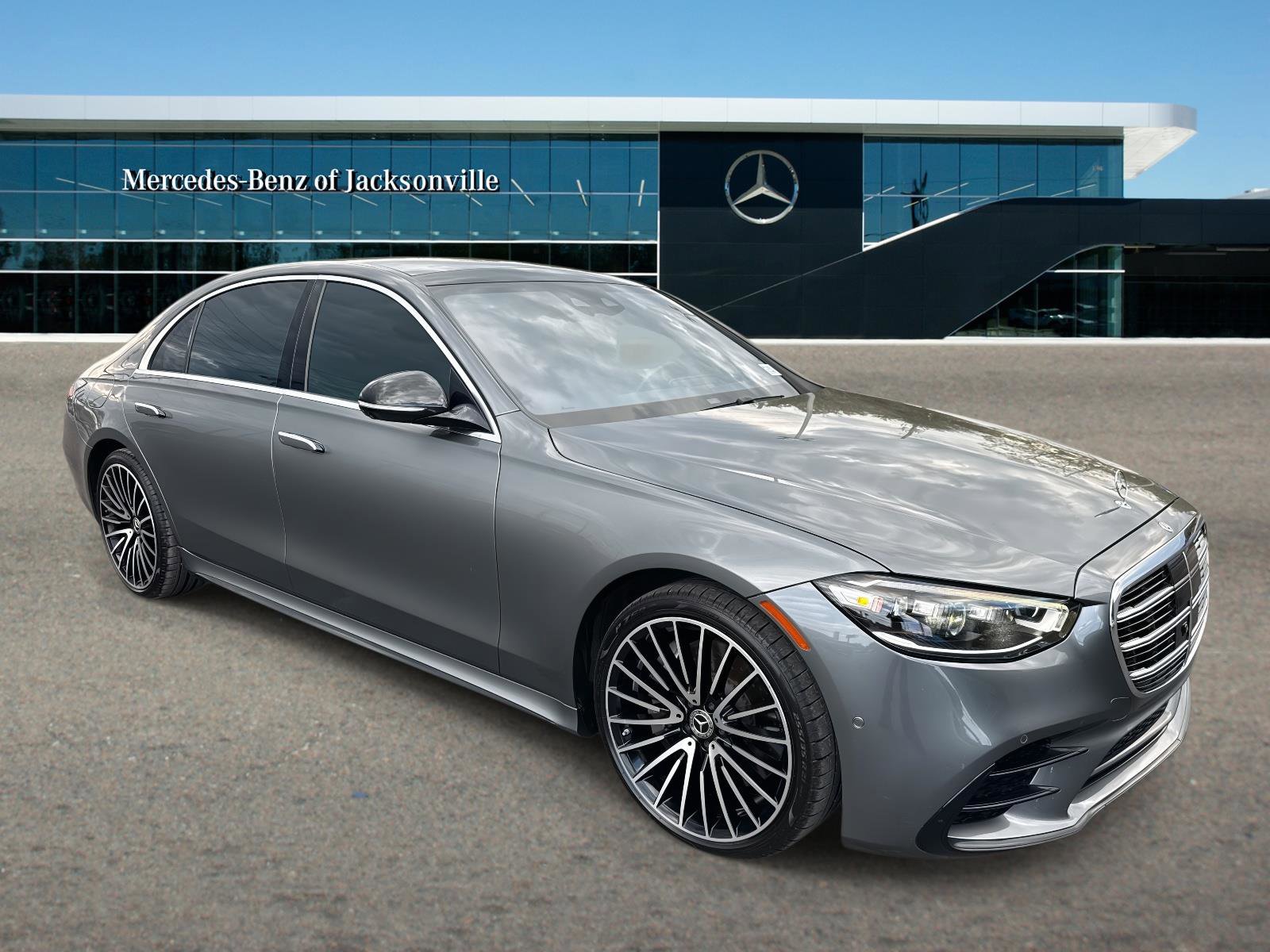 2022 Mercedes-Benz S-Class S 500 4MATIC's photo