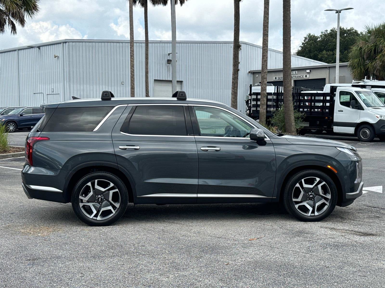 Used 2023 Hyundai Palisade Limited with VIN KM8R54GEXPU493489 for sale in Jacksonville, FL