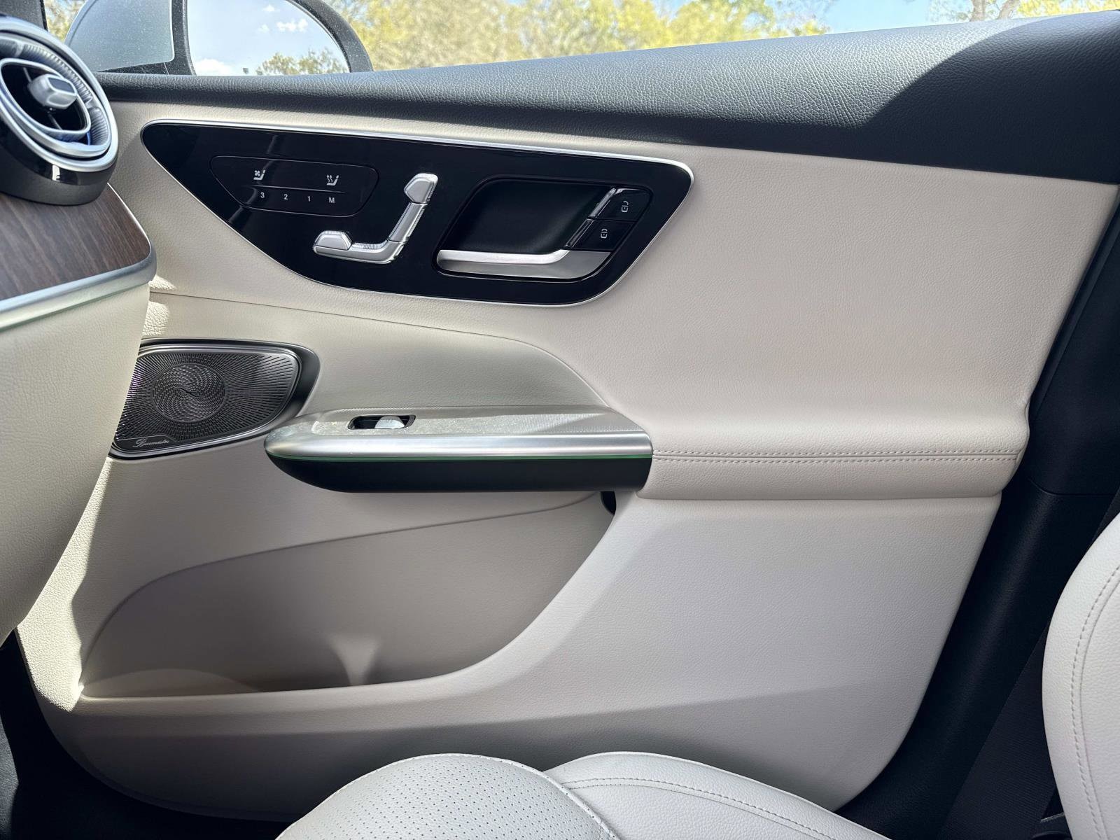 2026 Mercedes-Benz GLC Base - Photo 23
