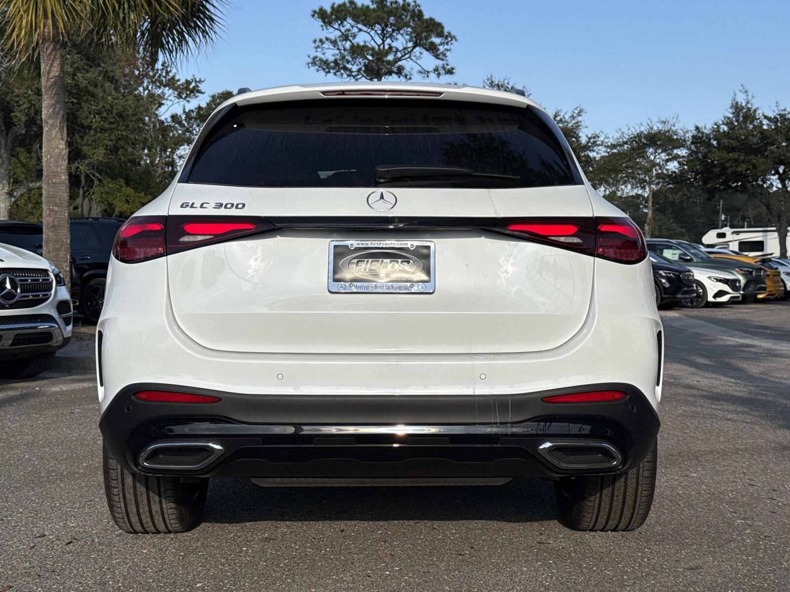 2026 Mercedes Benz GLC 300 photo 4