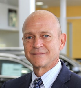 Staff member Frank Mattar from ID_aa2fe8d34a9e