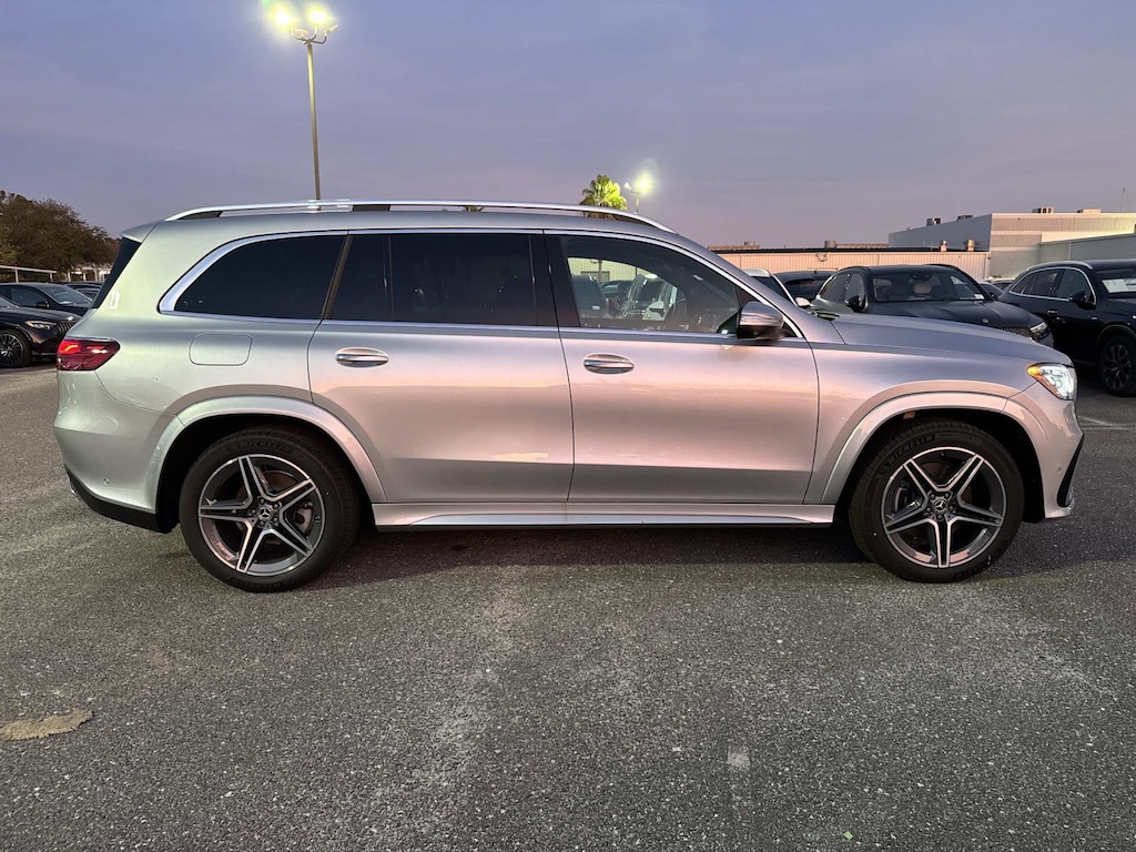 New 2025 Mercedes-Benz GLS 450 4MATIC SUV