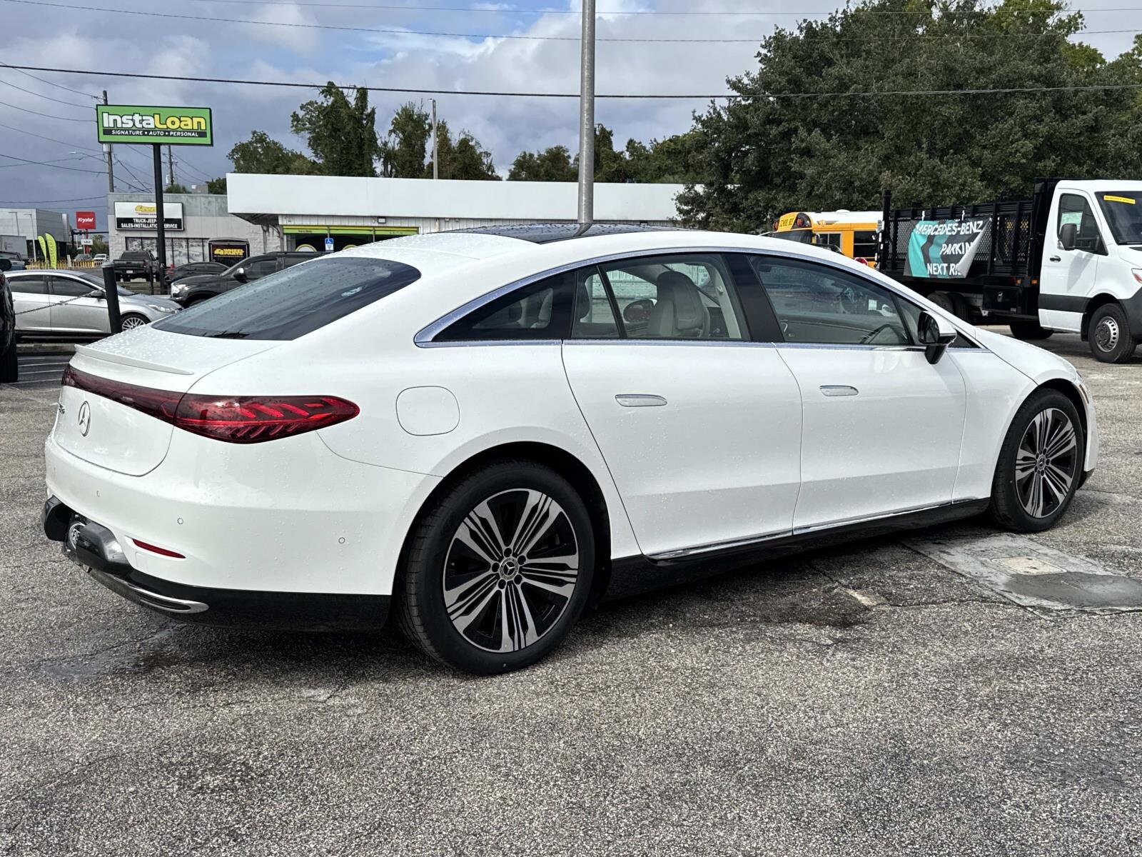 2023 Mercedes Benz EQS Sedan 450 photo 3