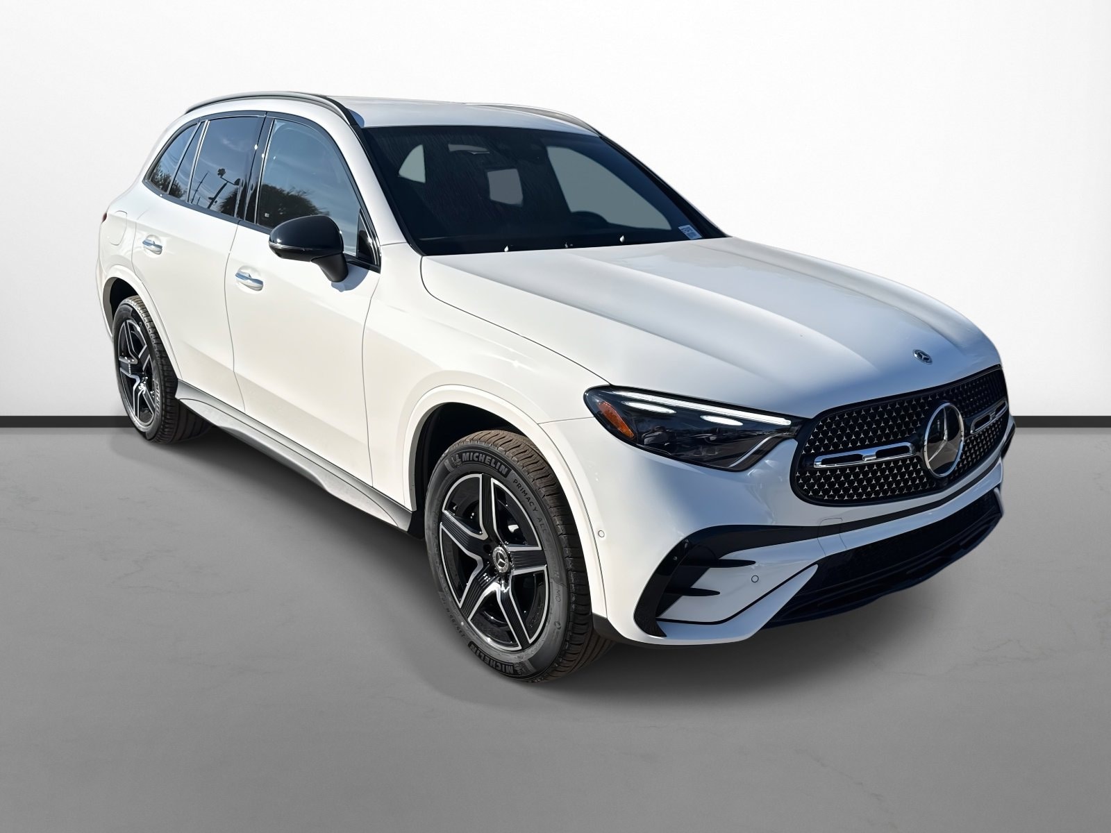 2026 Mercedes-Benz GLC Base's photo