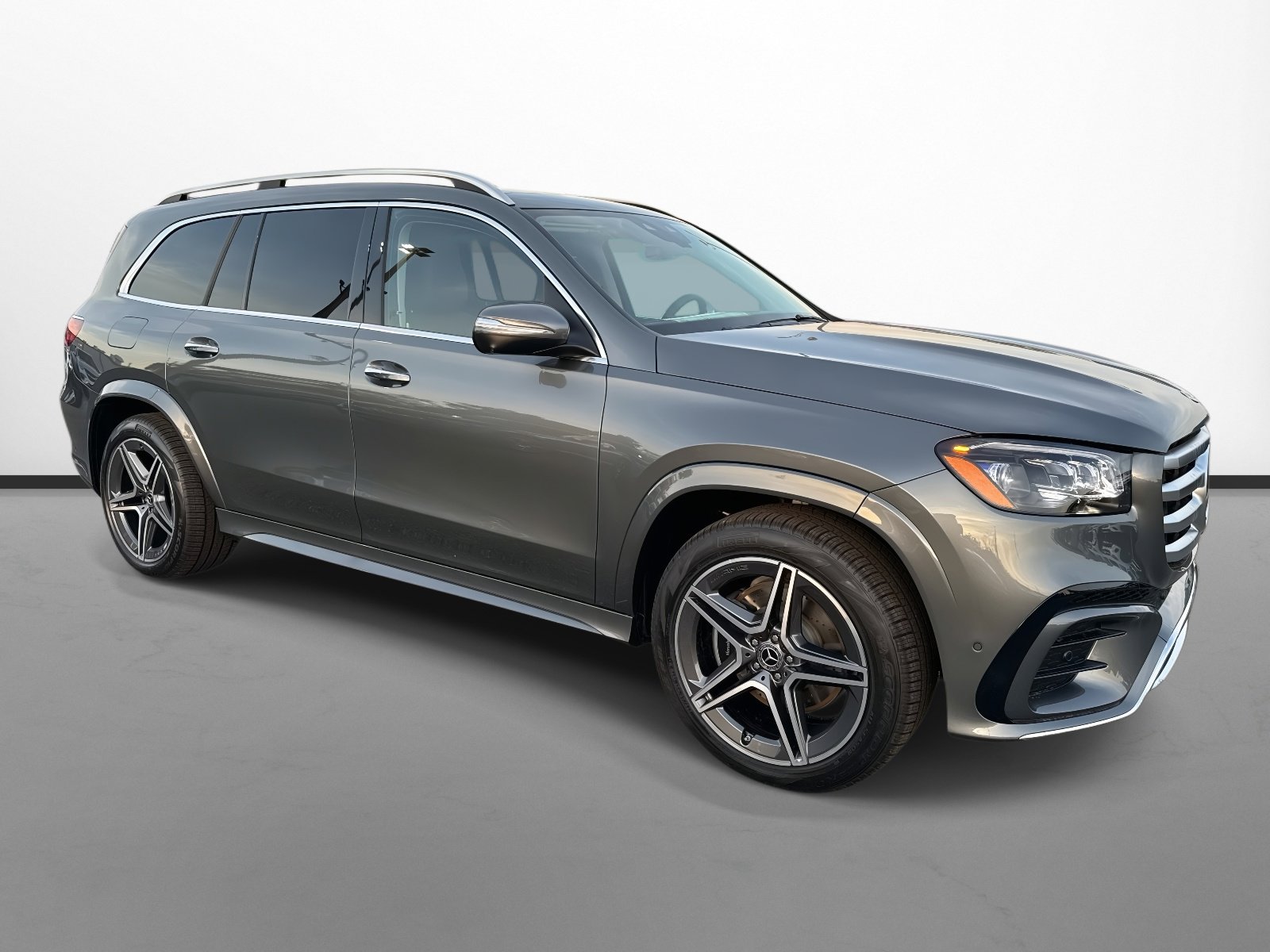 2026 Mercedes-Benz GLS Base's photo
