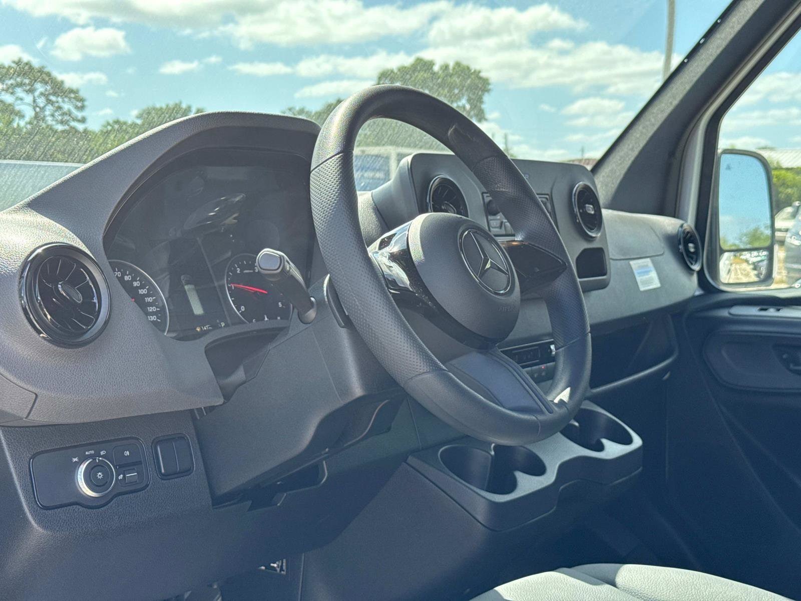 2025 Mercedes-Benz Sprinter Cargo Van Base - Photo 19