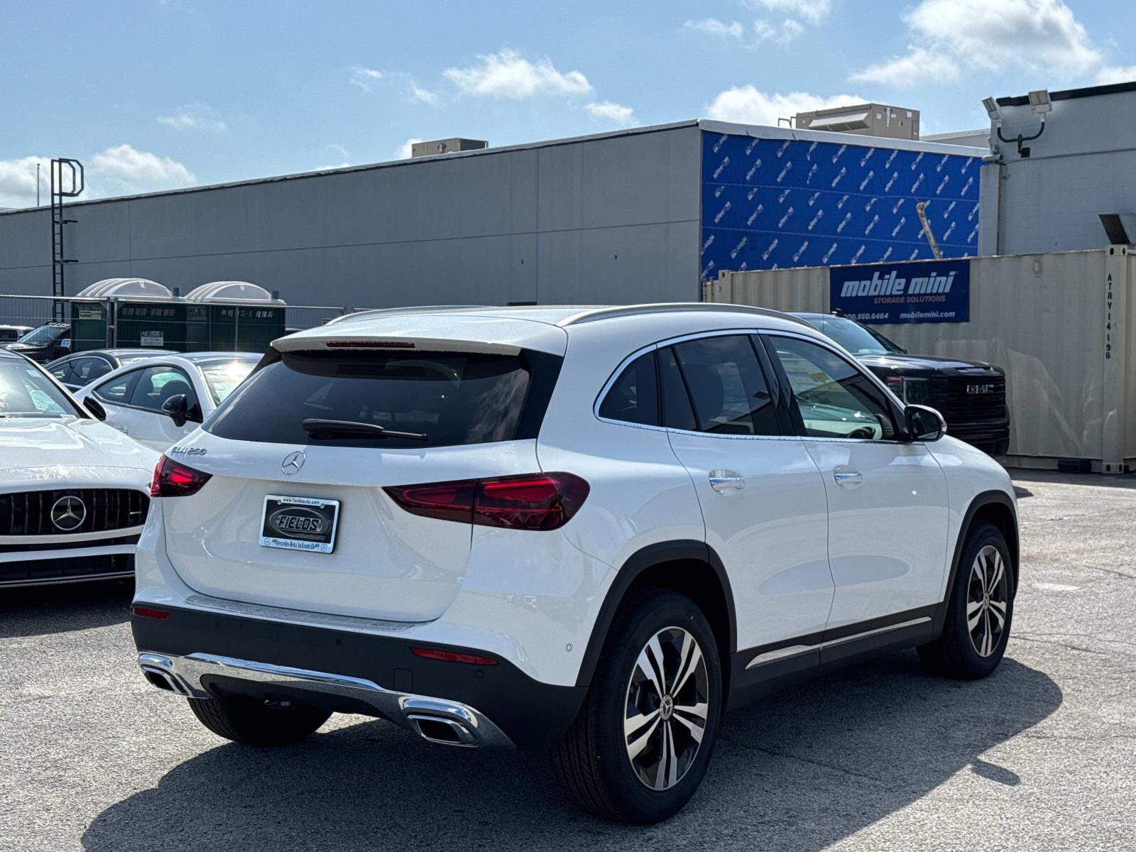 2025 Mercedes Benz GLA 250 photo 3