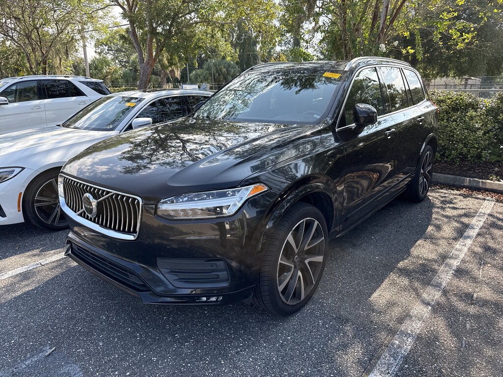 Used 2020 Volvo XC90 T6 Momentum 7 Passenger SUV