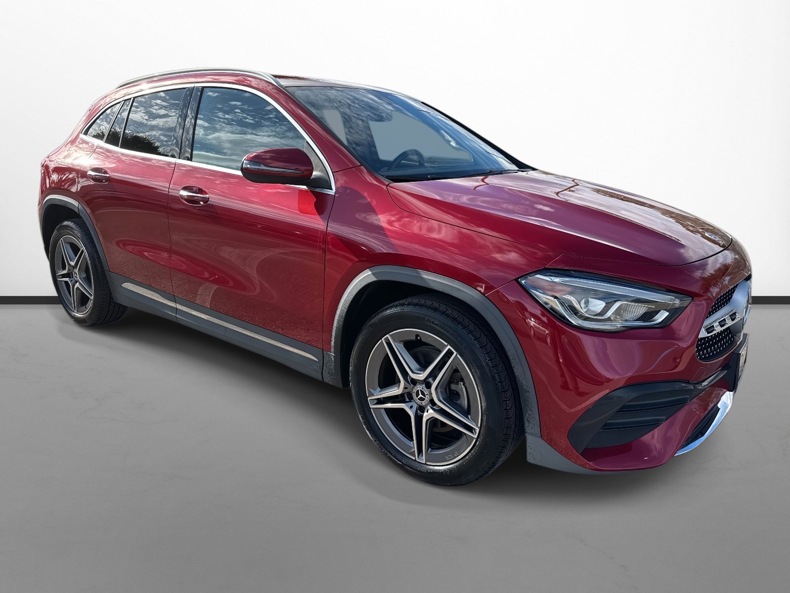 2022 Mercedes-Benz GLA GLA250's photo