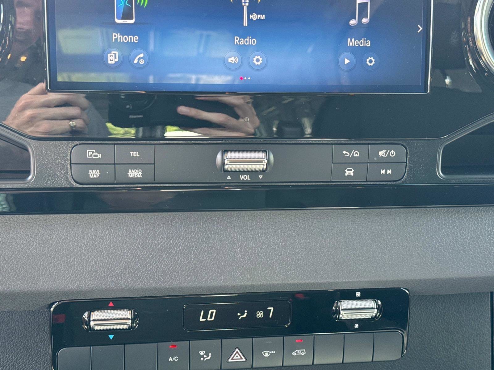 2025 Mercedes-Benz Sprinter Crew Van Base - Photo 22