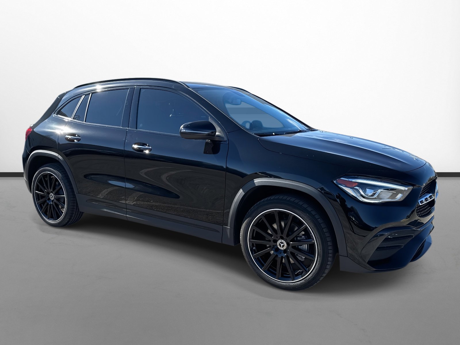 2023 Mercedes-Benz GLA Base