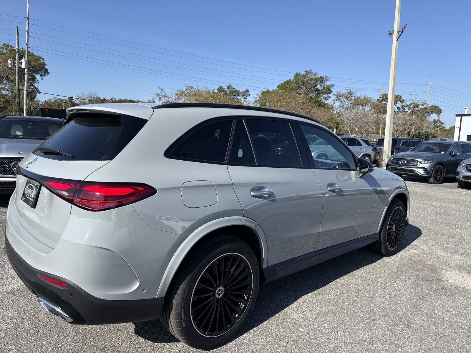 2026 Mercedes Benz GLC 300 photo 2