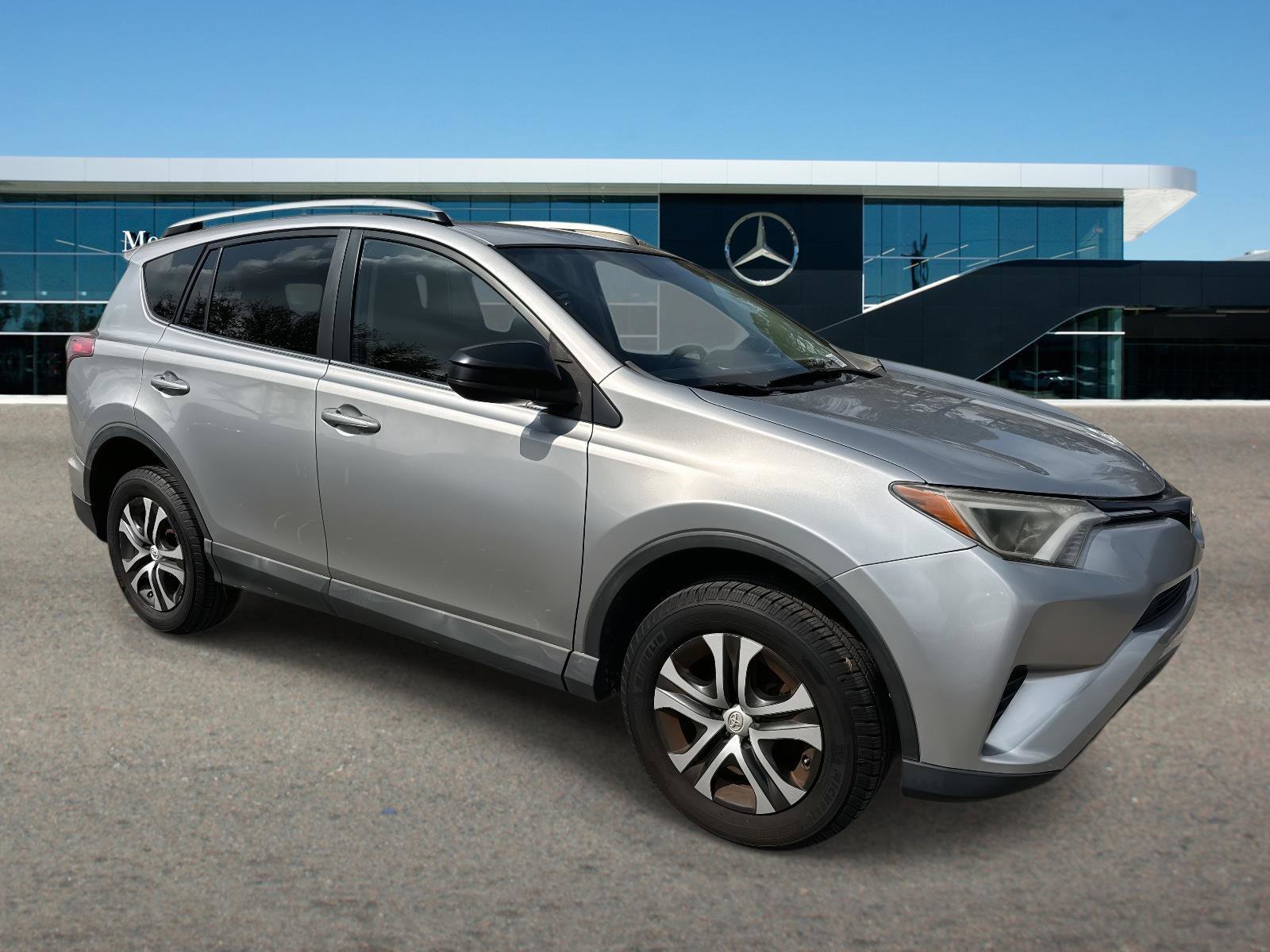2016 Toyota RAV4 LE
