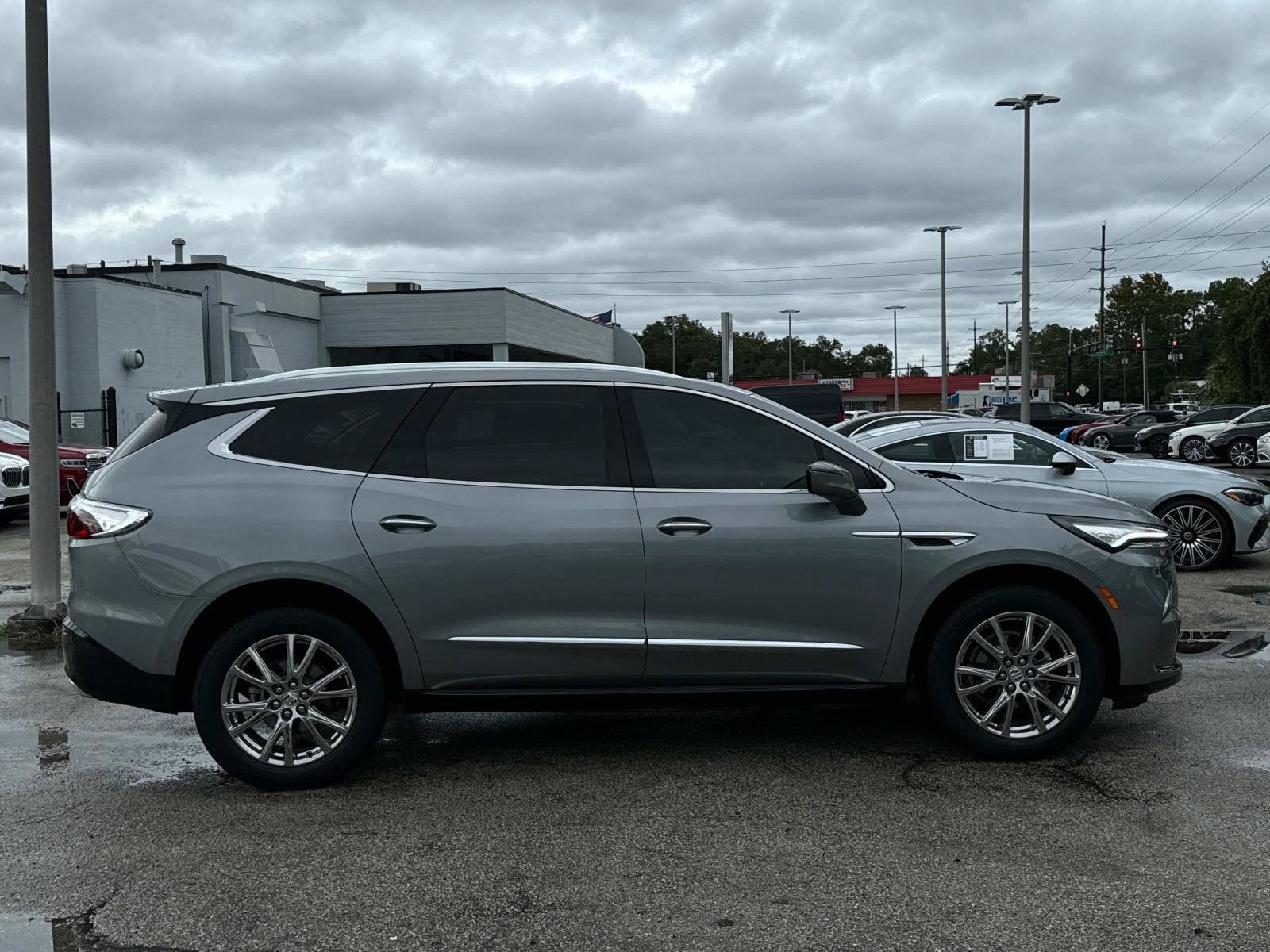 Used 2024 Buick Enclave Essence with VIN 5GAERBKW6RJ101786 for sale in Jacksonville, FL