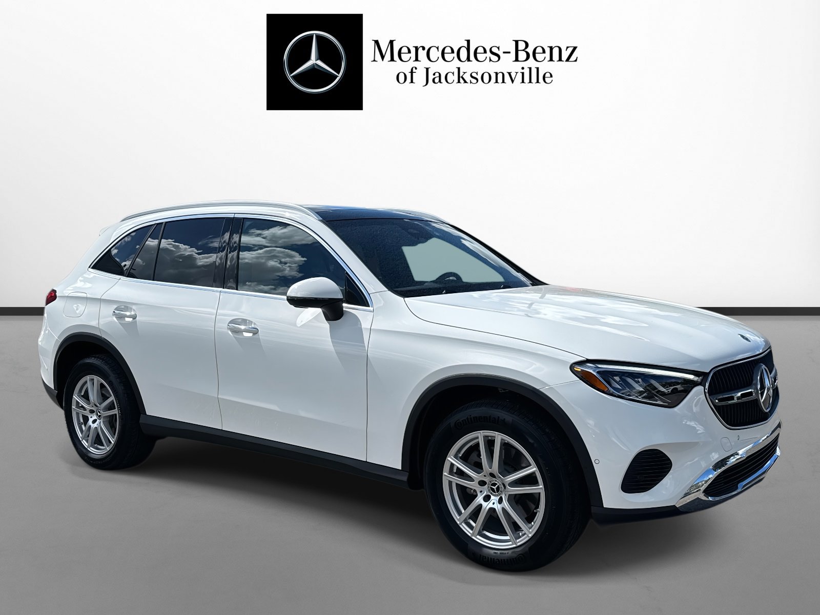 2025 Mercedes-Benz GLC Base's photo