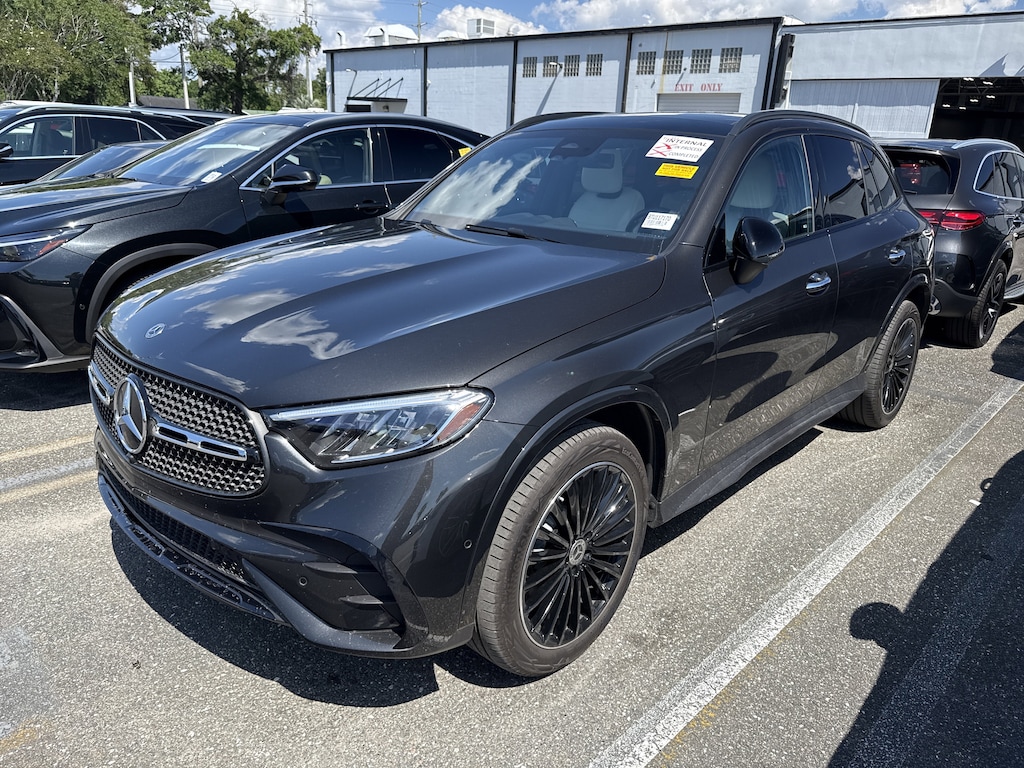 New 2026 Mercedes-Benz GLC 300 SUV