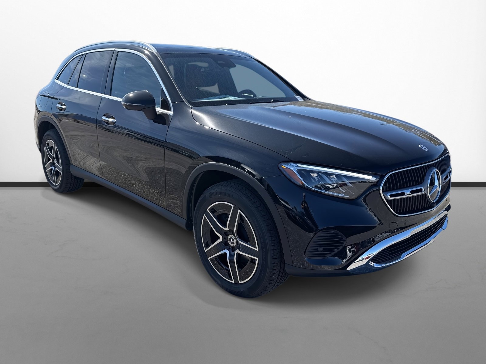 2026 Mercedes-Benz GLC Base's photo