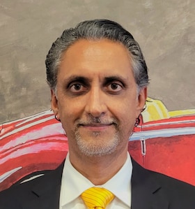 Staff member Prakash Patel from ID_fb4dd0