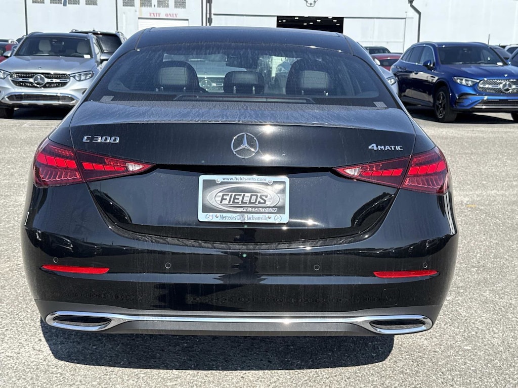 New 2025 Mercedes-Benz GLC 300 4MATIC SUV