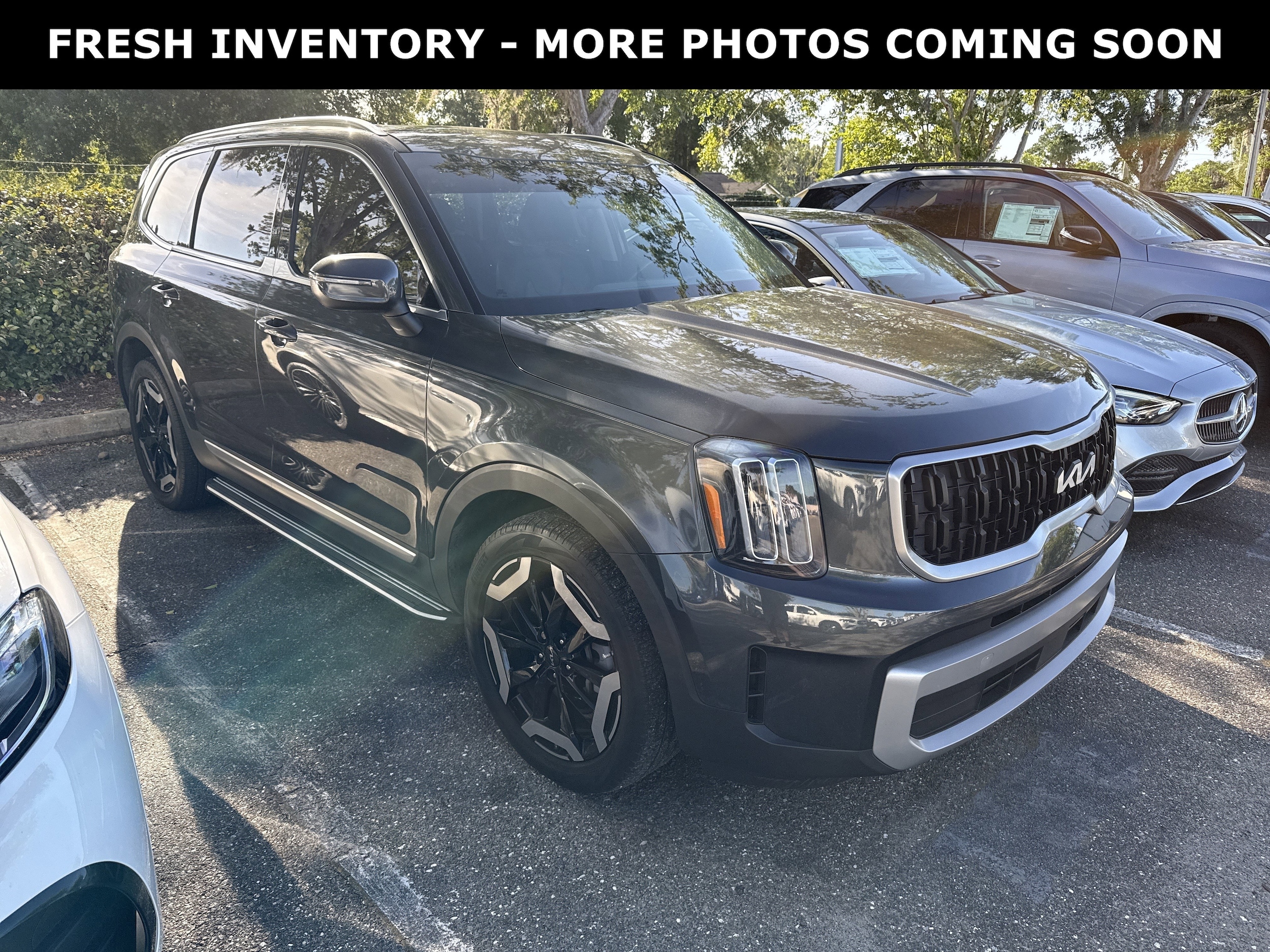 2023 Kia Telluride EX FWD's photo
