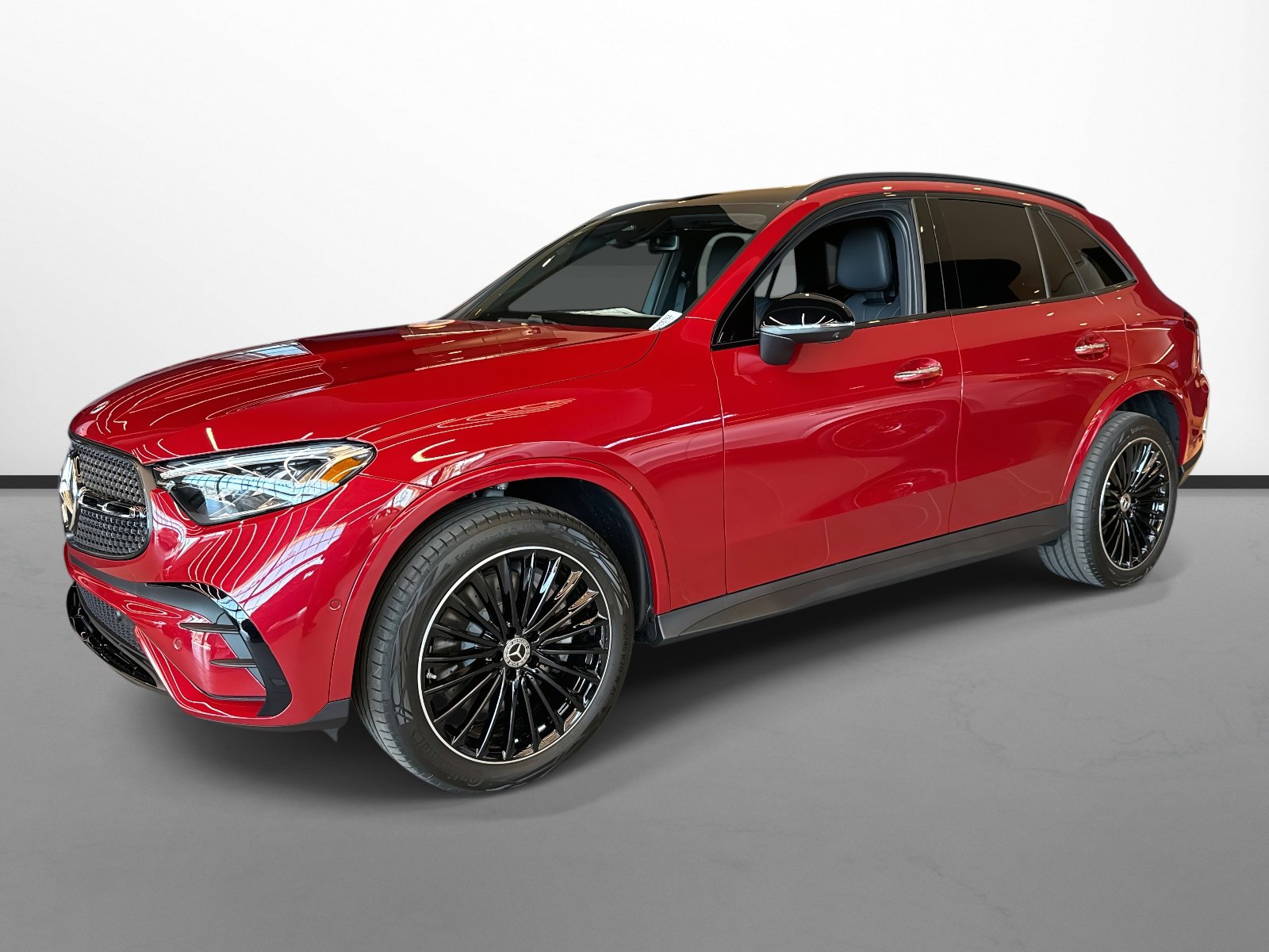2026 Mercedes-Benz GLC Base's photo