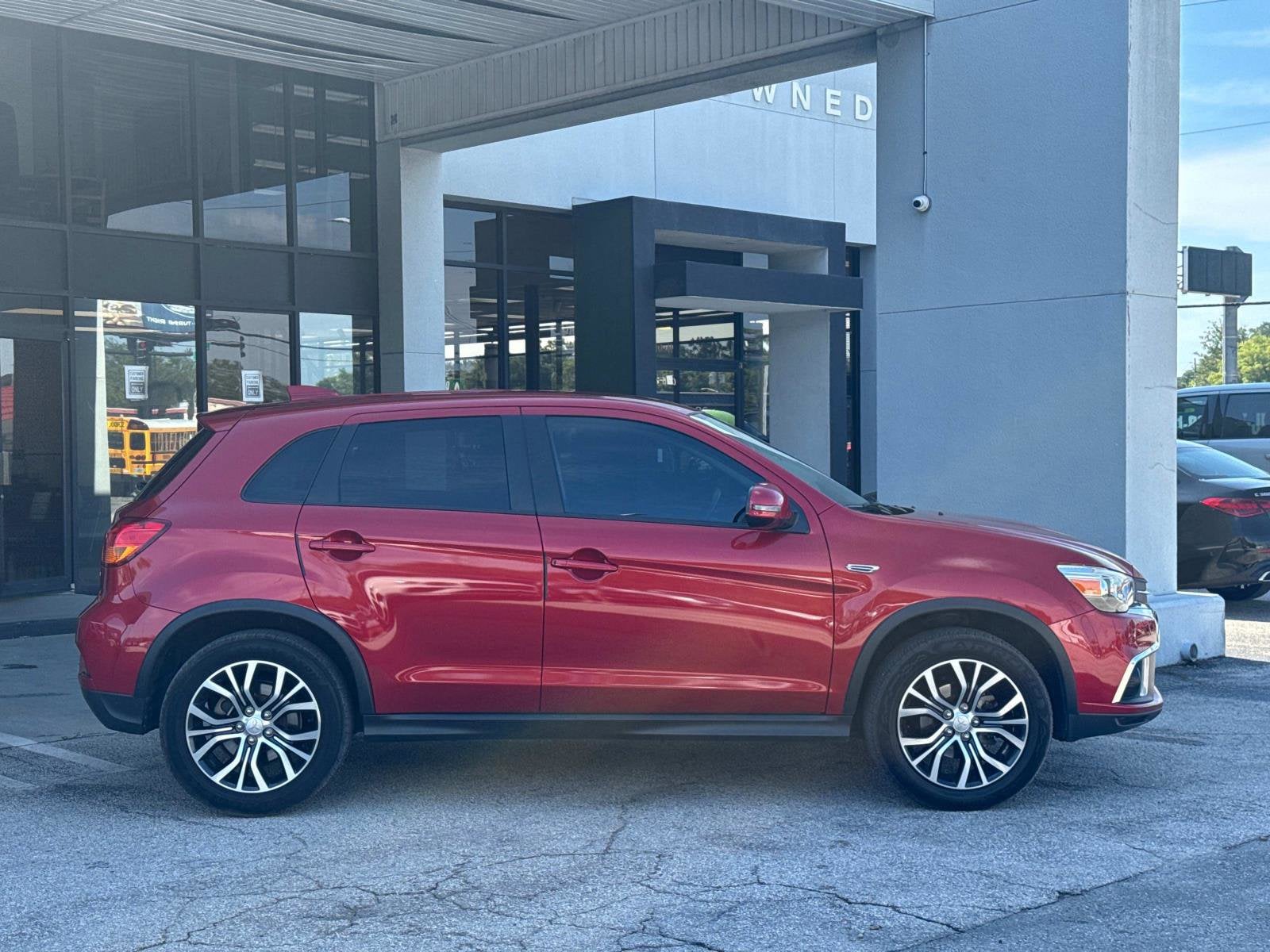 Used 2018 Mitsubishi Outlander Sport SE with VIN JA4AP3AW2JZ032220 for sale in Jacksonville, FL