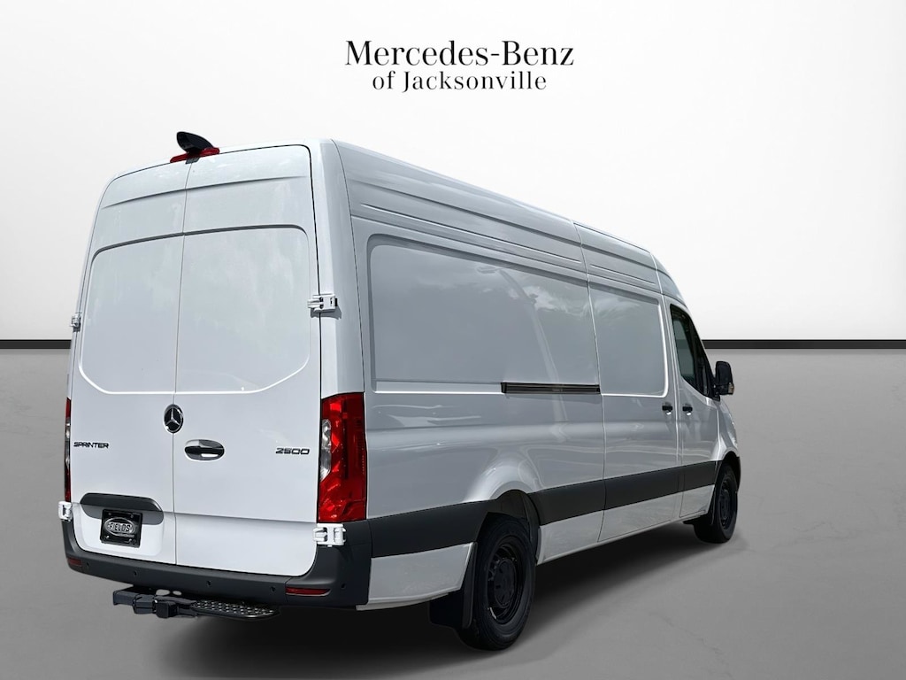 New 2026 Mercedes-Benz Sprinter 2500 High Roof 4-Cyl Diesel