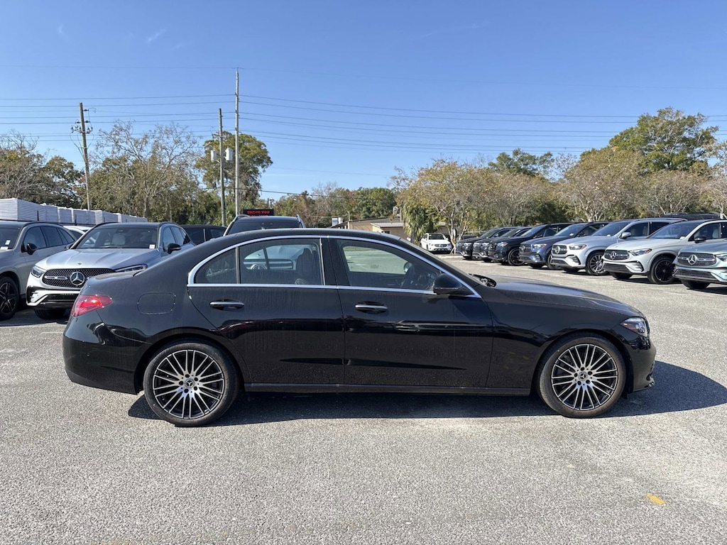 New 2025 Mercedes-Benz GLC 300 4MATIC SUV