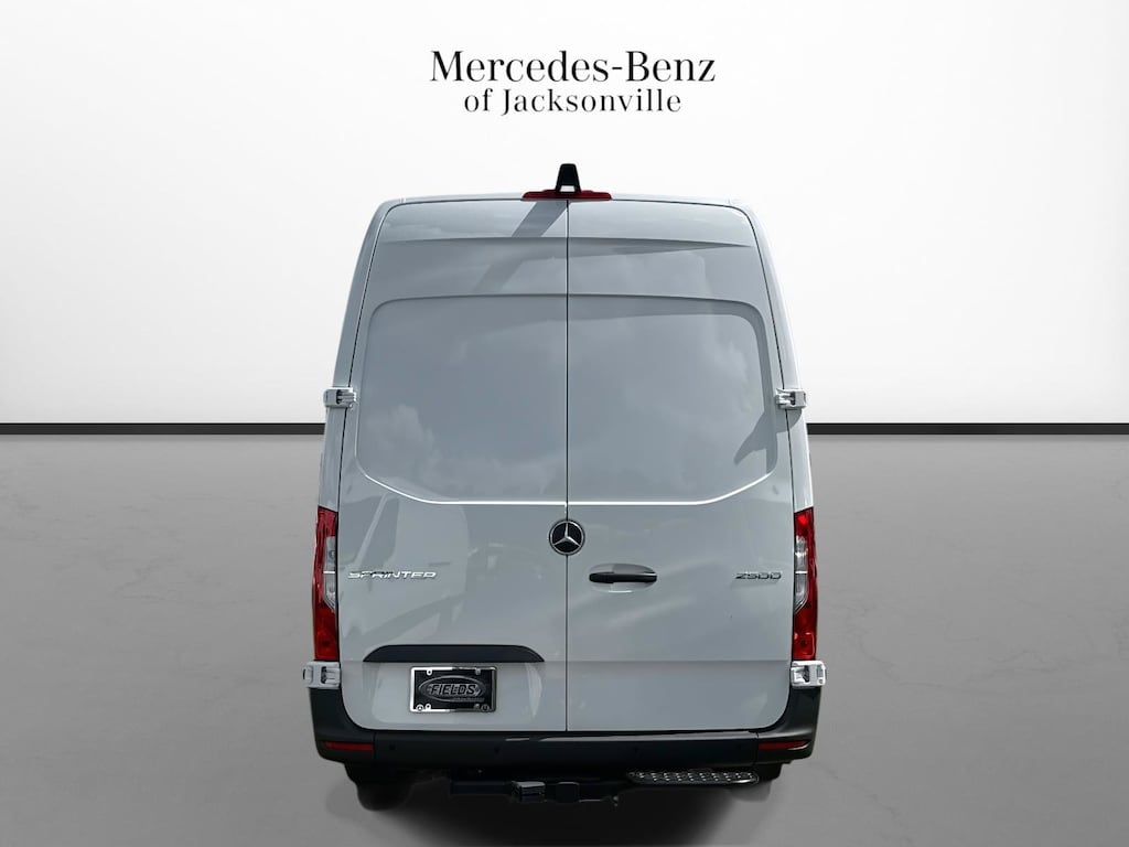 New 2026 Mercedes-Benz Sprinter 2500 High Roof 4-Cyl Diesel