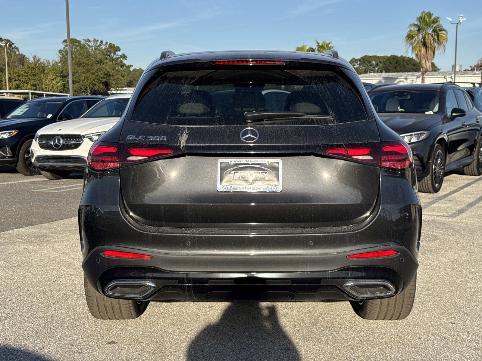 2026 Mercedes Benz GLC 300 photo 4