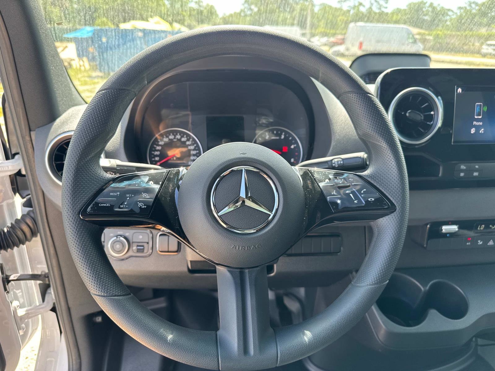 2025 Mercedes-Benz Sprinter Crew Van Base - Photo 24