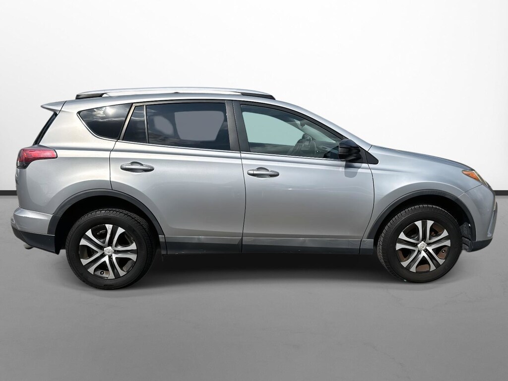 Used 2016 Toyota RAV4 LE SUV