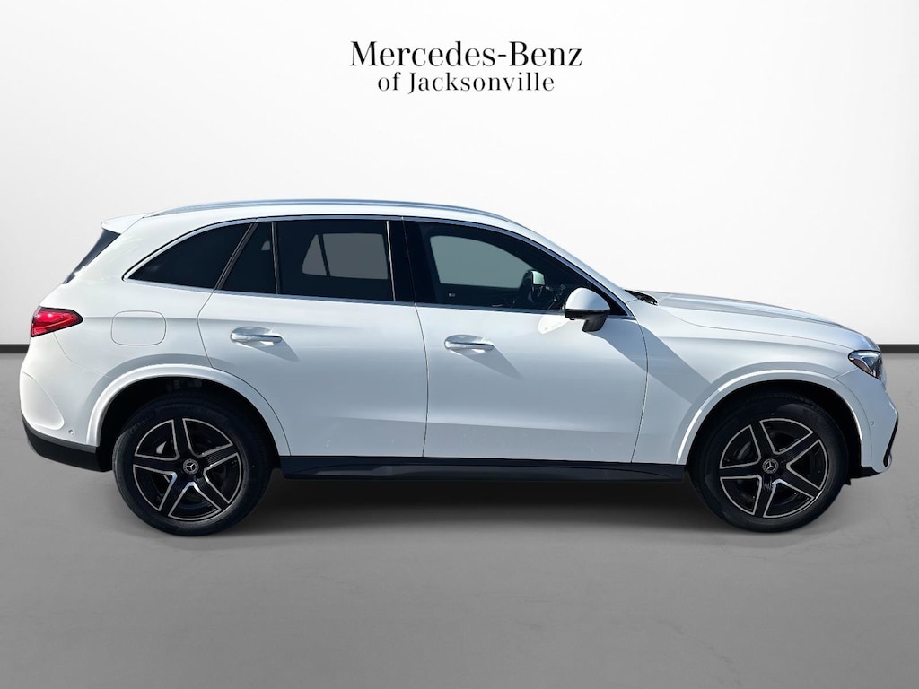 New 2026 Mercedes-Benz GLC 300 SUV
