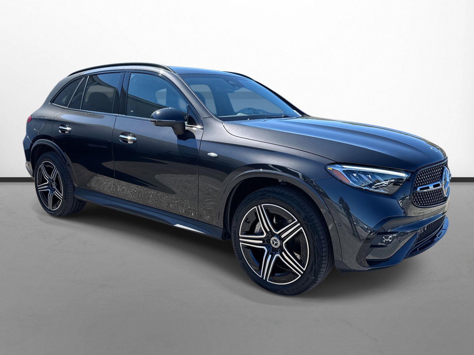 2025 Mercedes-Benz GLC Base's photo